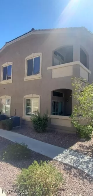 Photo #1: 2333426 Listing