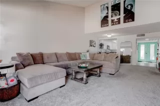 Photo #5: 2333452 Listing 