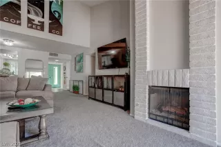 Photo #6: 2333452 Listing 