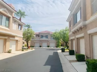 Photo #3: 2333499 Listing 