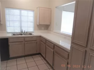 Photo #3: 2333554 Listing 