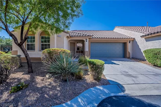 MLS: 2333575 Condo For Sale