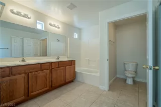 Photo #3: 2333575 Listing 