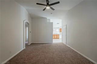 Photo #6: 2333575 Listing 