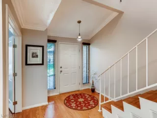 Photo #2: 2333588 Listing 