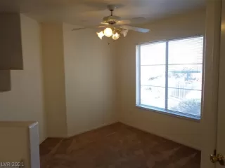 Photo #4: 2333666 Listing