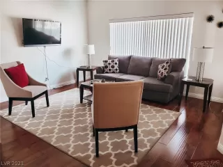 Photo #3: 2333723 Listing 