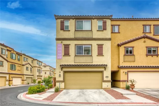 MLS: 2333728 Condo For Sale