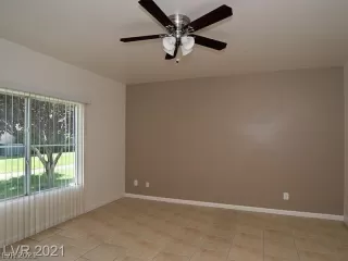 Photo #5: 2333739 Listing 