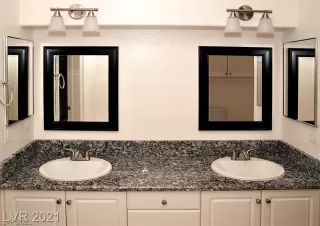 Photo #6: 2333739 Listing 