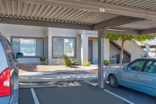 Photo #2: 2333782 Listing