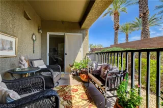 Photo #2: 2333790 Listing