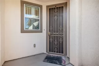 Photo #2: 2333793 Listing 