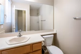 Photo #5: 2333793 Listing 