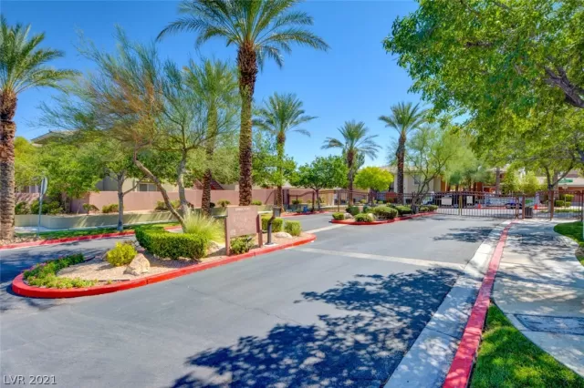 MLS: 2333835 Condo For Sale