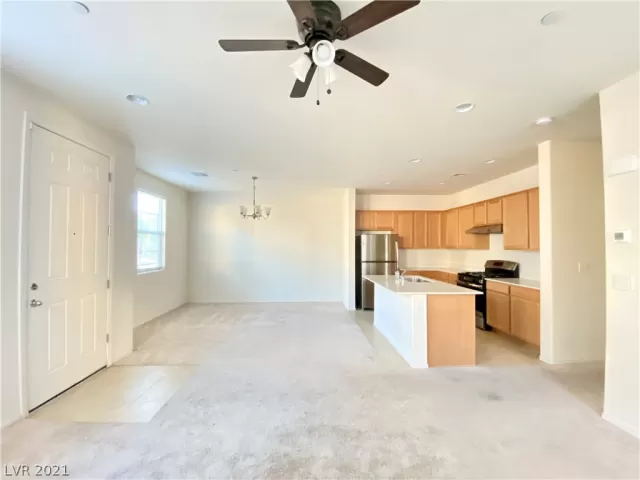 MLS: 2333905 Condo For Sale