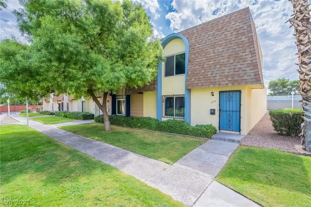 MLS: 2333935 Condo For Sale