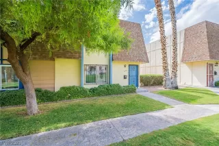 Photo #1: 2333935 Listing