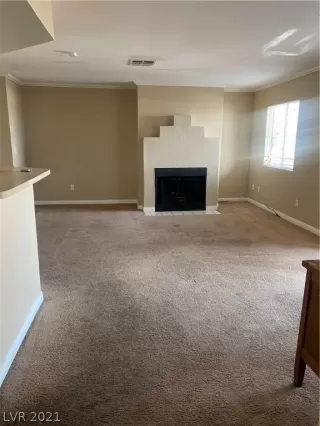 Photo #3: 2333971 Listing 