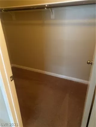 Photo #6: 2333971 Listing 