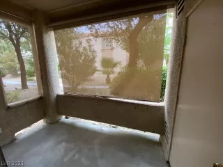 Photo #6: 2333992 Listing