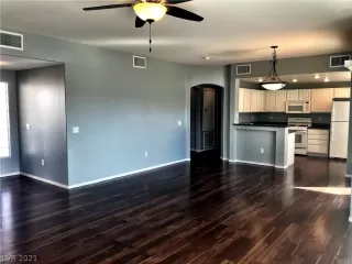 Photo #3: 2334012 Listing 