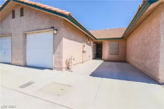 Photo #4: 2334058 Listing