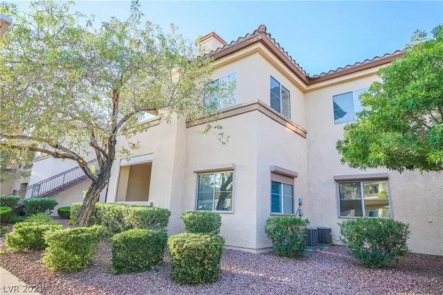 MLS: 2334059 Condo For Sale