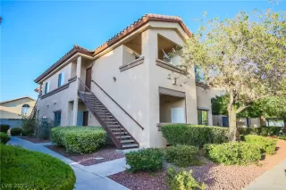 Photo #1: 2334059 Listing