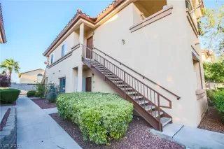 Photo #2: 2334059 Listing