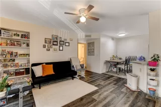 Photo #3: 2334082 Listing