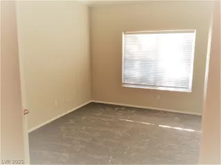 Photo #4: 2334101 Listing 