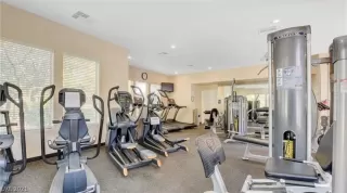 Photo #5: 2334138 Listing 