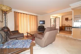 Photo #1: 2334187 Listing 