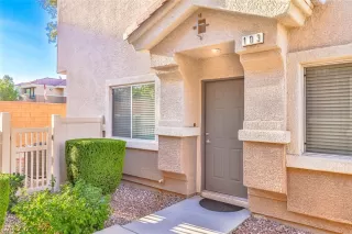 Photo #1: 2334240 Listing