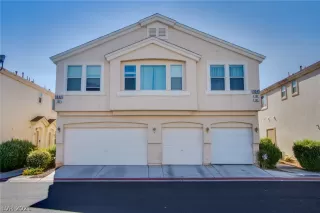 Photo #1: 2334247 Listing