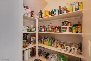 Photo #6: 2334247 Listing