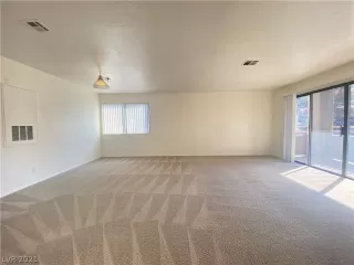 Photo #5: 2334251 Listing 