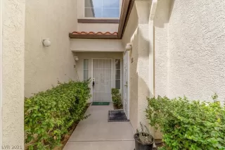 Photo #4: 2334312 Listing 