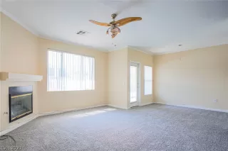 Photo #6: 2334320 Listing