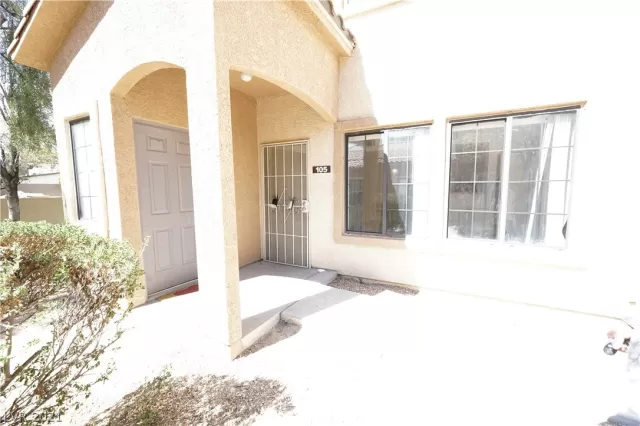 MLS: 2334325 Condo For Sale