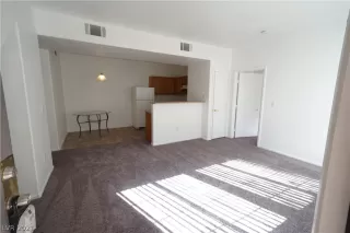 Photo #2: 2334325 Listing