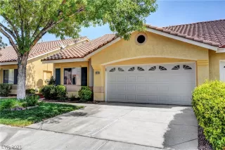 Photo #2: 2334361 Listing