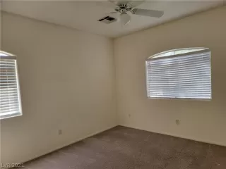 Photo #6: 2334365 Listing 