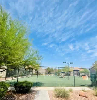 Photo #2: 2334374 Listing