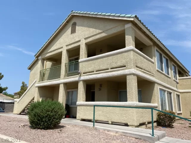 MLS: 2334392 Condo For Sale