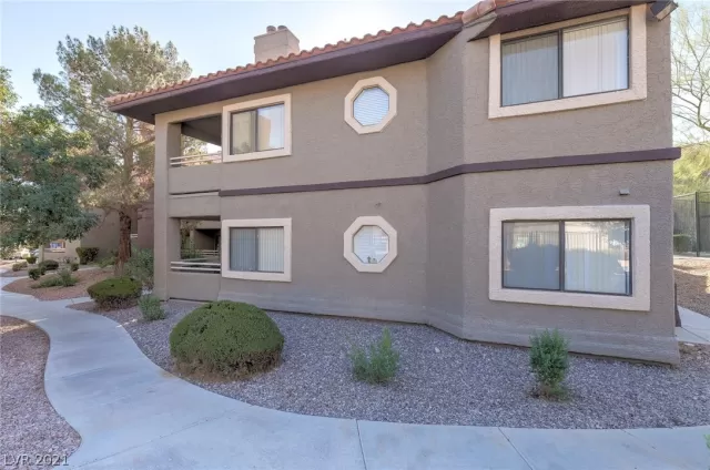 MLS: 2334415 Condo For Sale