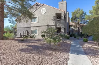 Photo #1: 2334415 Listing 