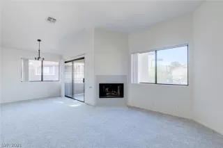 Photo #4: 2334415 Listing 