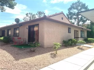 Photo #1: 2334494 Listing